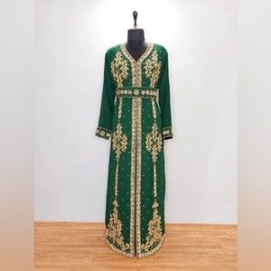 Dark Green Moroccan Kaftan with belt